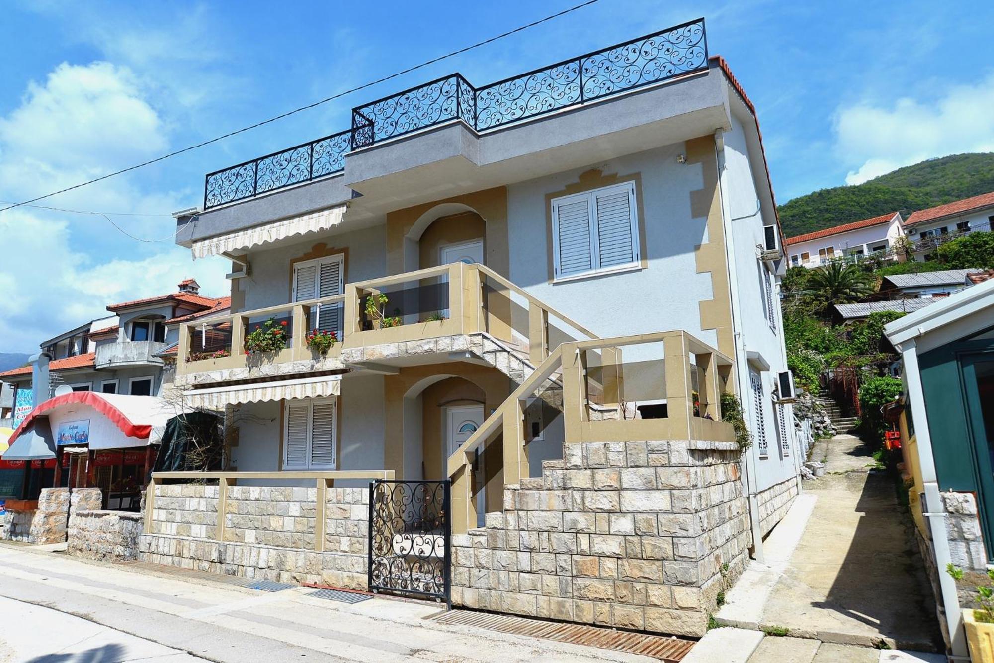 Apartment Sm Herceg Novi Rum bild
